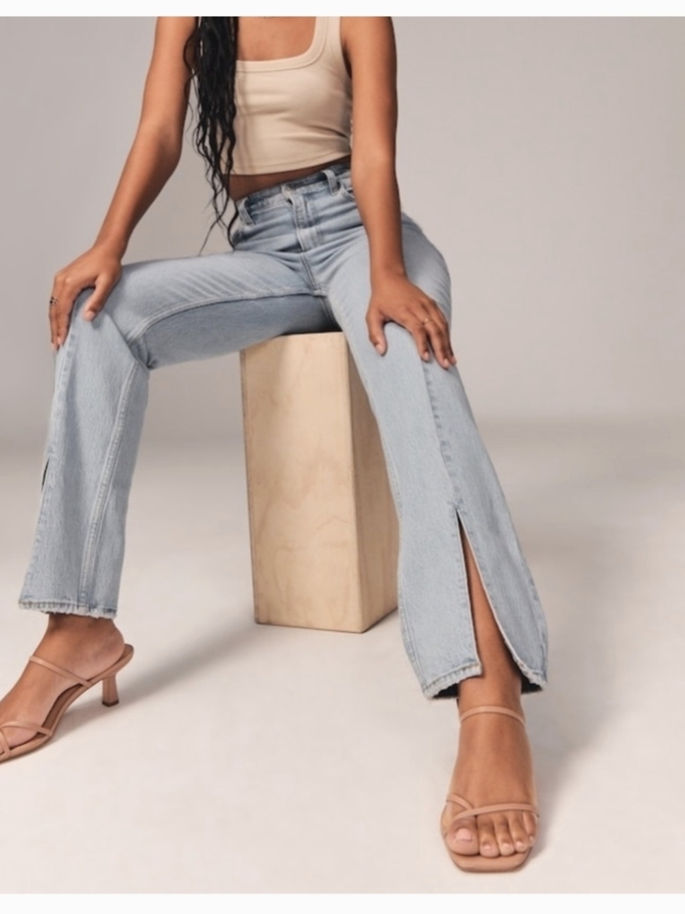 Abercrombie & Fitch 90s Straight Ultra High Rise Jeans Size 8 R 29 Split Front - Picture 2 of 14
